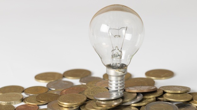 Como economizar na conta de luz?